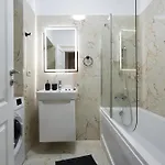 Spacious 809 * 布加勒斯特