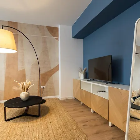 Spacious 809 Apartment Bukarest